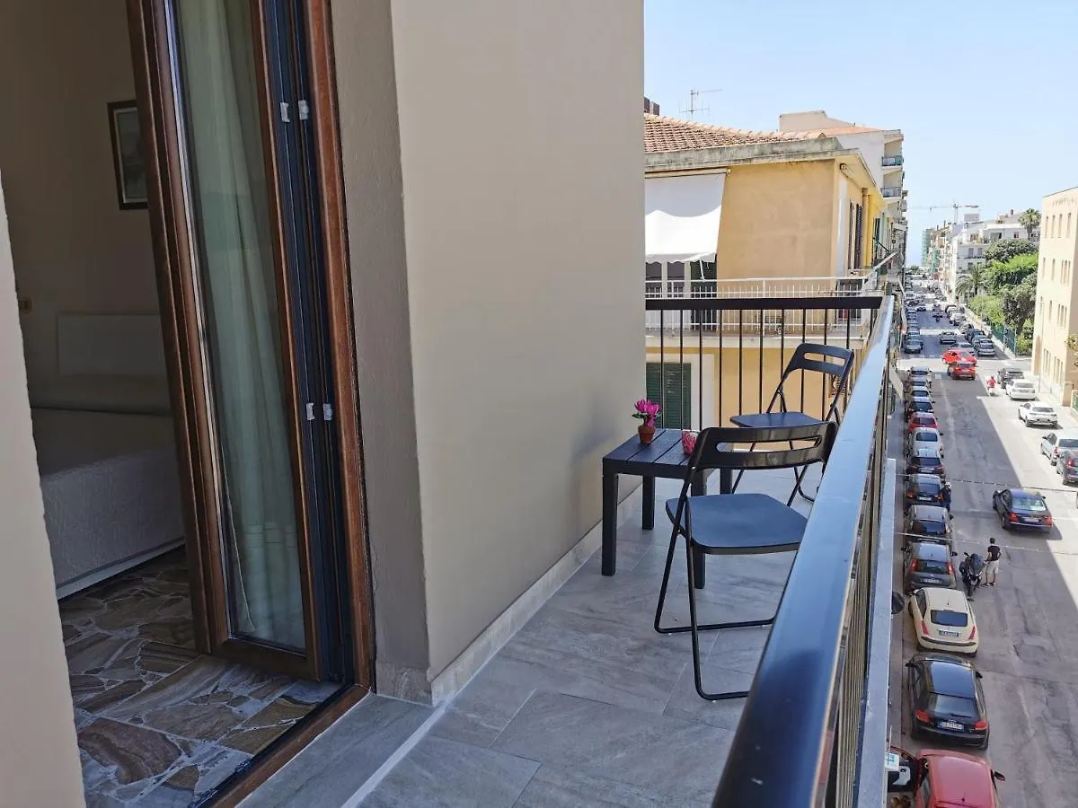 Alghermanzoni Alghero Italië